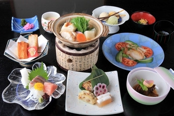 七色に変化する一期一会の温泉をゆっくりと満喫4089550