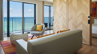 プレミア ルーム 2 ベッドルーム オーシャンビュー (Plus)