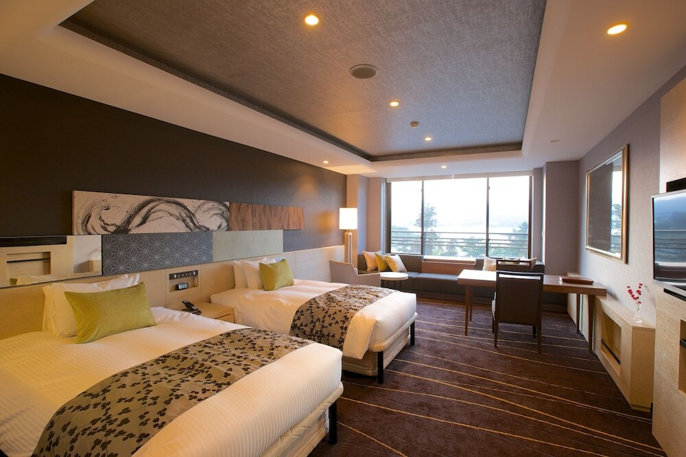 宮島グランドホテル有もと3435387