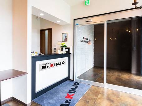 HOTEL Mr.KINJO GOLDEN CATS / 2