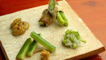 食事・飲み物 / 1