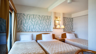 トリプルルーム ベッド (複数台) 禁煙 オーシャンビュー