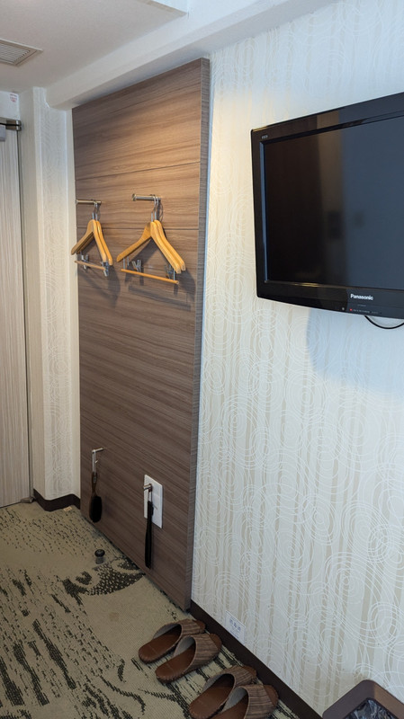 使い捨てスリッパはフロントでいただけました