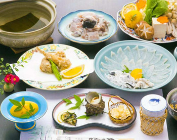 全7室、源泉かけ流しの浴場！料理自慢の宿4254775