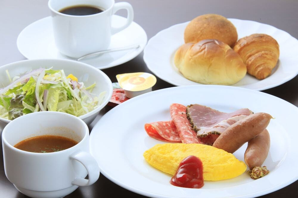 朝食