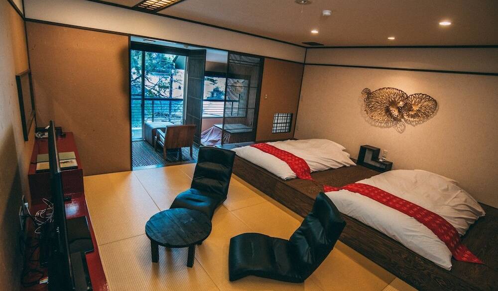 和モダン客室 / 2