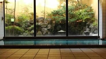 屋内スパ浴槽 / 2