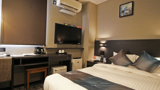 ダブルルーム(喫煙、ユニットバス)