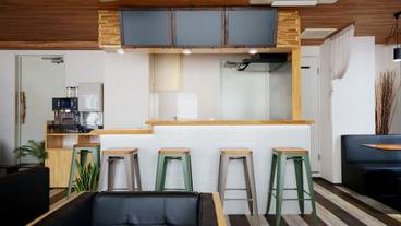 ロビーラウンジ / 8