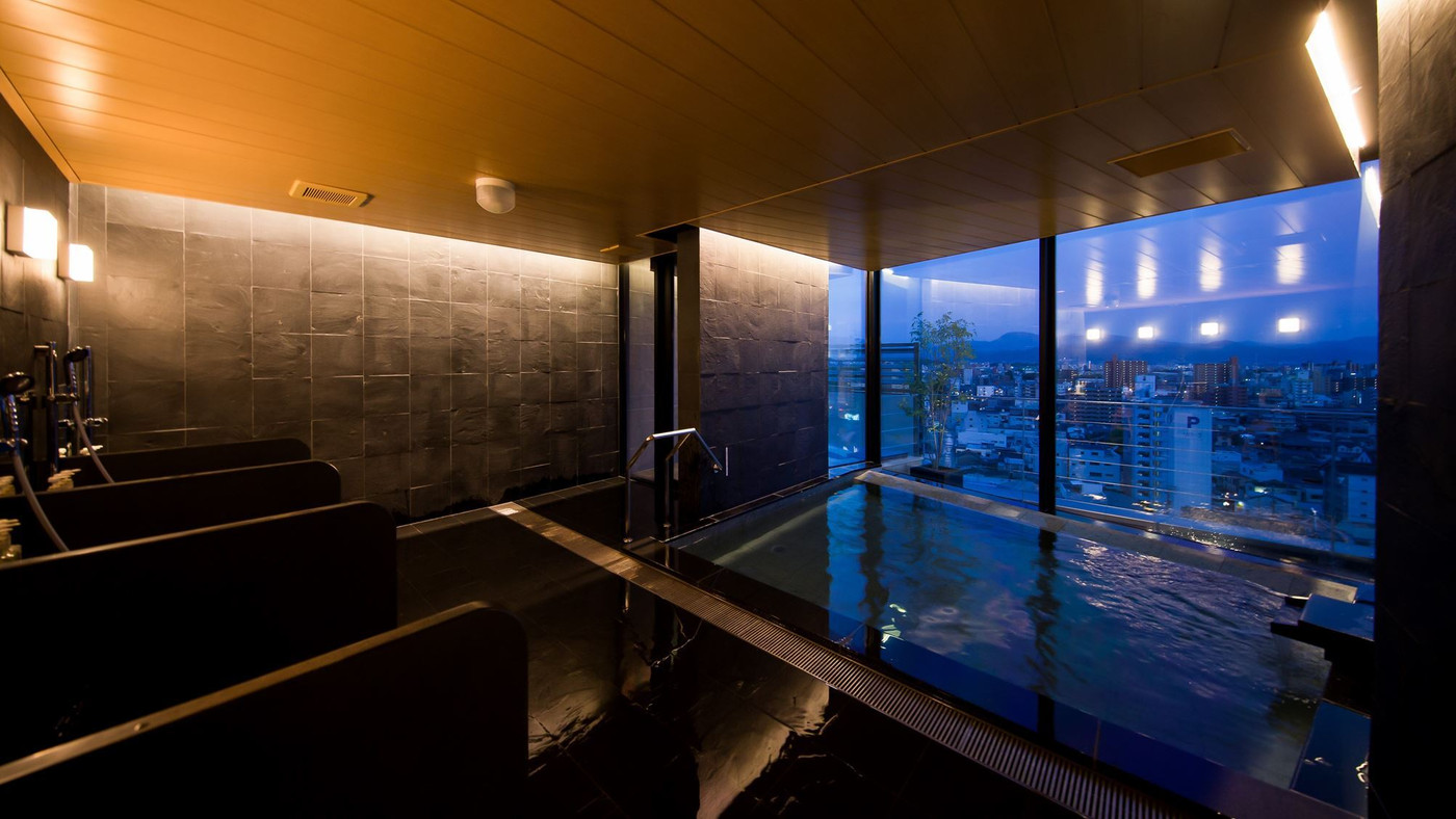 2.プライベートを大切にできる温泉露天風呂付客室「道後御湯」3482376