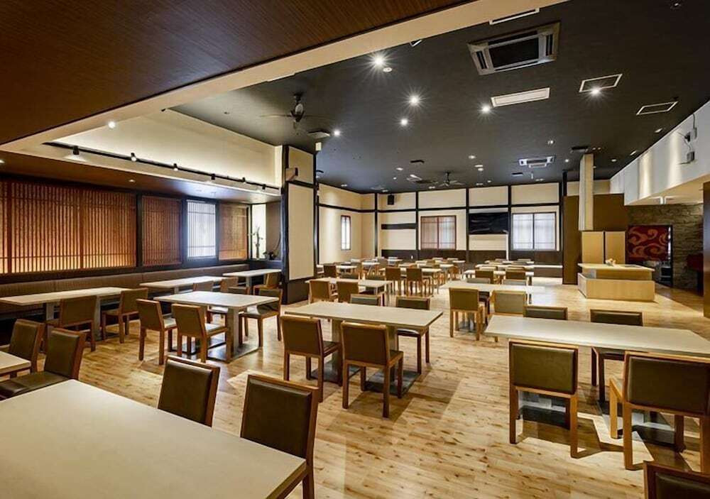 レストラン