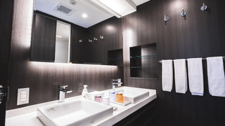 ギャラリー 4 人部屋