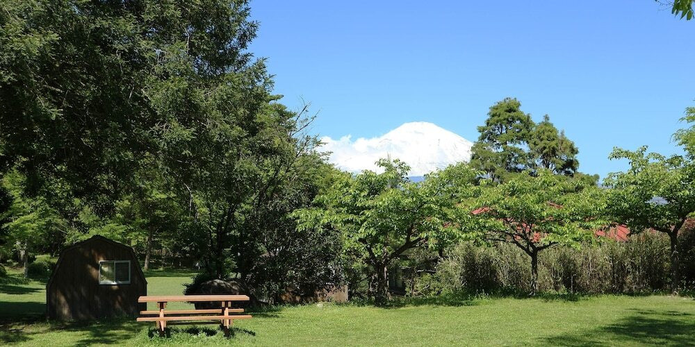 子供用の遊び場 - 屋外