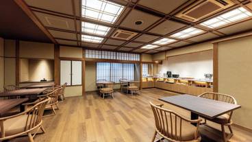 旅館のお食事処 / 20