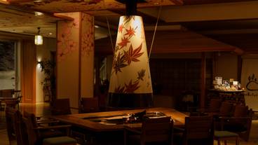 くつろぎSalon 暖炉 / 3