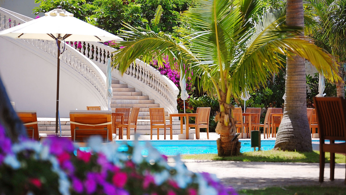 海もプールも楽しめる贅沢なホテルで南国リゾートステイを満喫♡3657615