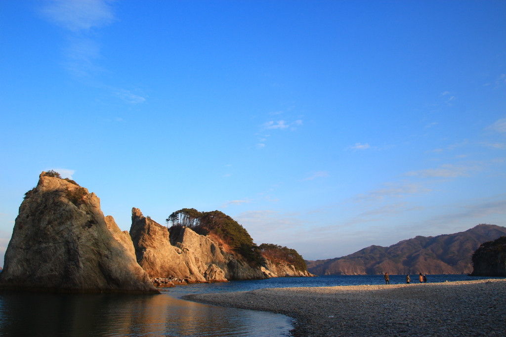 「浄土ヶ浜」で優雅な散歩1298385