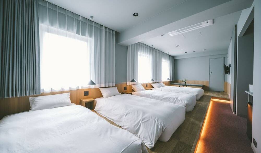 シンプルさが心地よい
スタイリッシュな客室 / 3