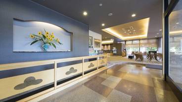 施設の入り口 / 30