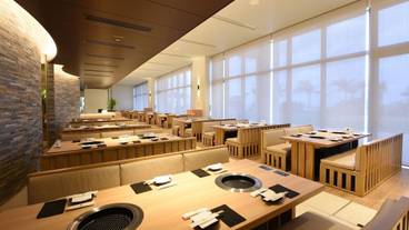 バーベキューレストラン 「カペラ」 / 1