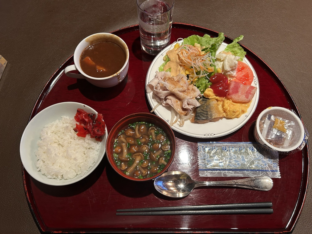朝食バイキング