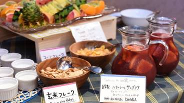 朝食スペース / 9