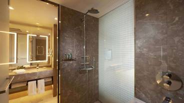 プレジデンシャル スイート　バスルーム一例 / 12