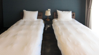 エコノミー ツインルーム シングルベッド 2 台 禁煙