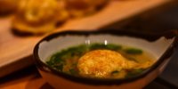 お出汁香るふわっふわの「明石焼き」。明石のおすすめ店10選