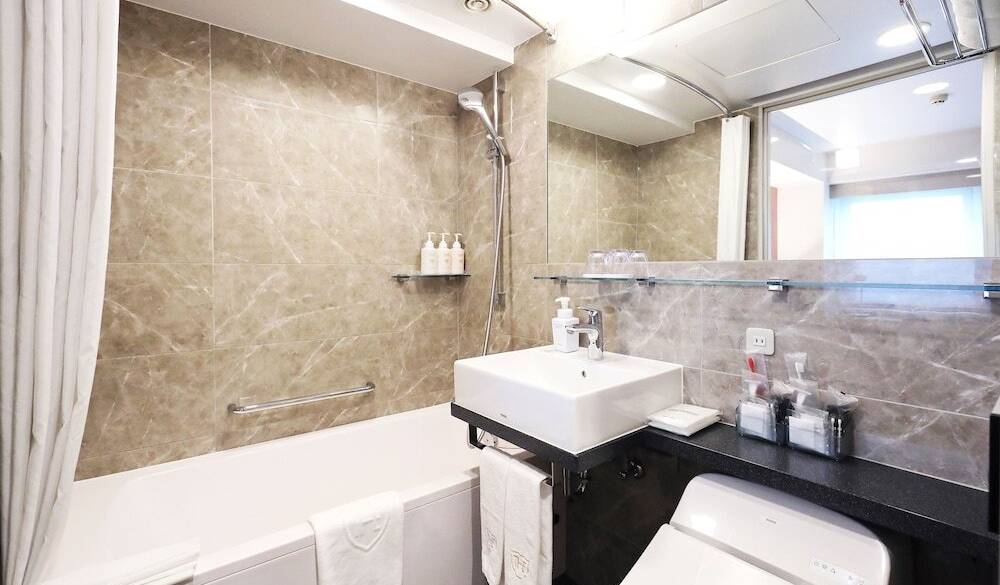 ダブル バスルーム / 4