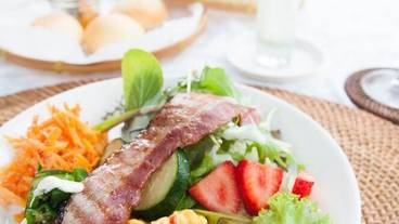 食事・飲み物 / 2