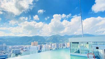 インフィニティ プール / 10