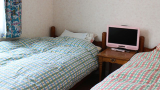 ツインルーム [禁煙] WIFI無料 共有バスルーム