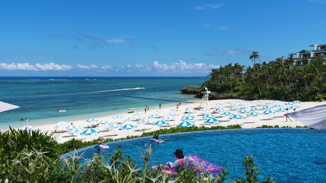 チェックアウトまで
マハロでお土産探し / 4