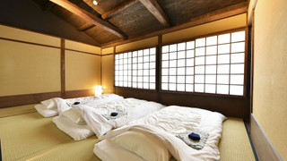 一棟貸し　町家　（シングルベッド2台　布団3式）