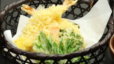 食事・飲み物 / 4