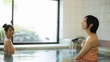 貸切風呂「バラ色の人生」 / 3