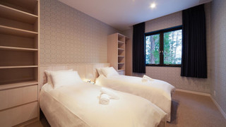 ラグジュアリー シャレー (AMO 54)