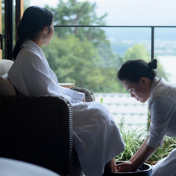 お部屋でゆったり、極上のスパ体験3692665