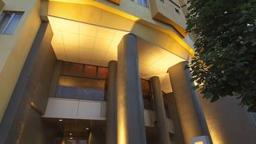 施設の入り口 / 26