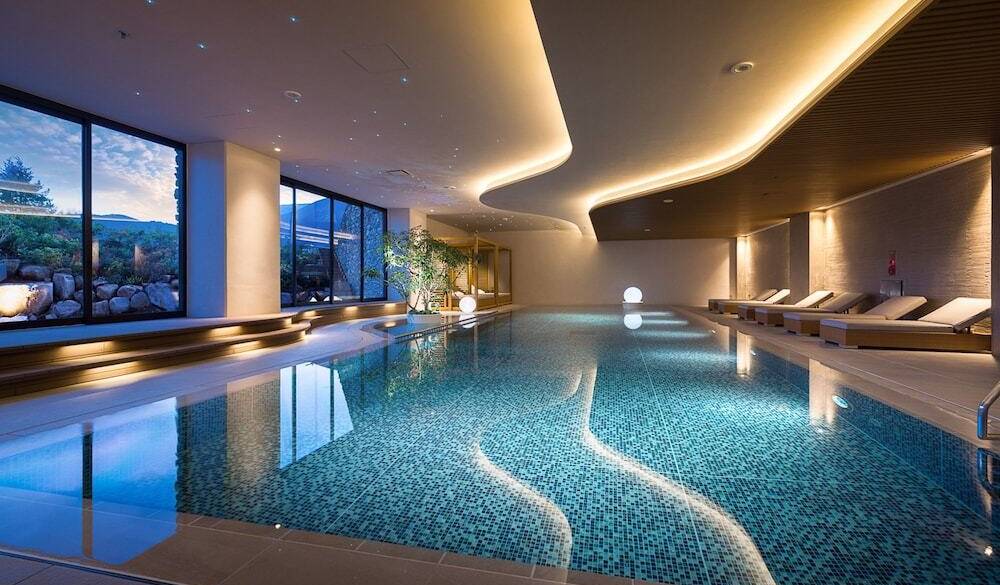 サーマルプール／夜 / 2