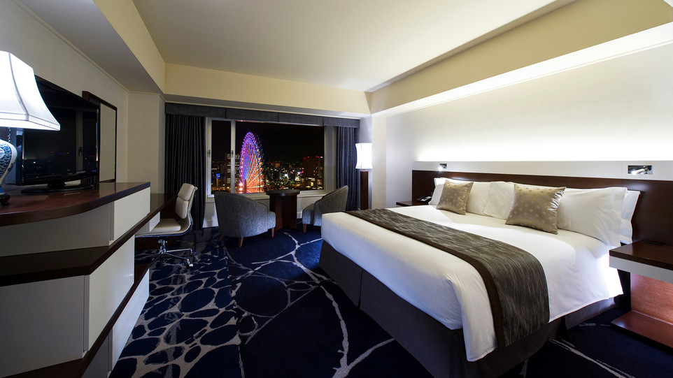 ヨットの帆をイメージした外観が目印！豪華客船気分が味わえるホテル3578397