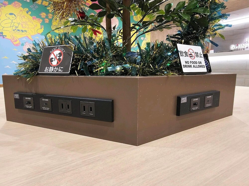 ロビーラウンジ