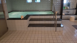 トリプルルーム 男性限定 共用バスルーム