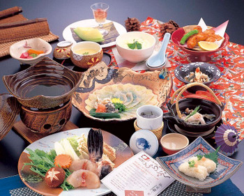 舘山寺スマートICより車で約3分4254141