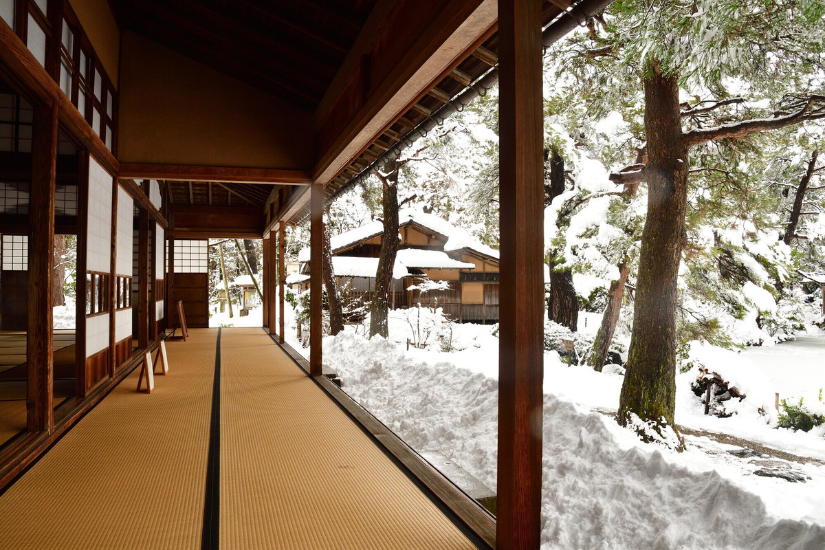 雪景色の清水園