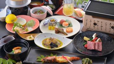 食事・飲み物 / 4