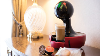 スタンダードルームキングベッド1台 禁煙(世界一の朝食)