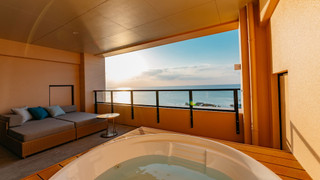 Ocean Terrace Deluxe (Triple) Non-Smoking