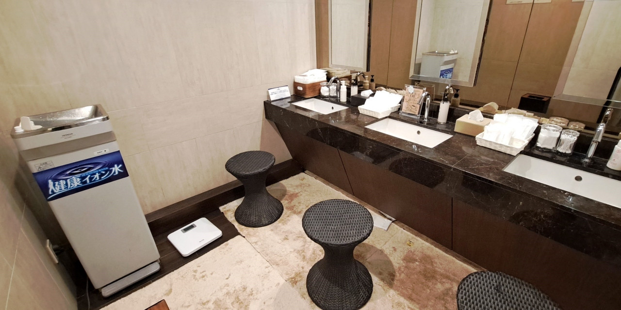 アメニティは一式置いてあります